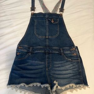 Indie overalls with lace trim. Very comfortable. size L